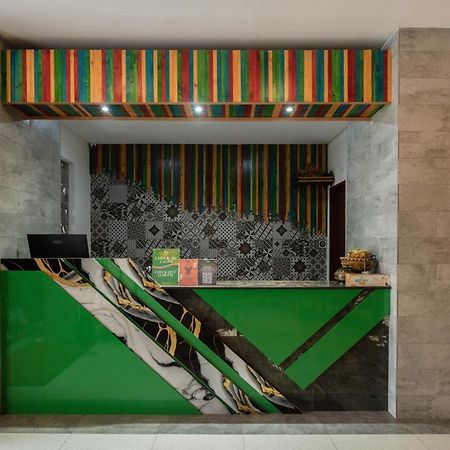 Sandat Hotel Legian Luaran gambar