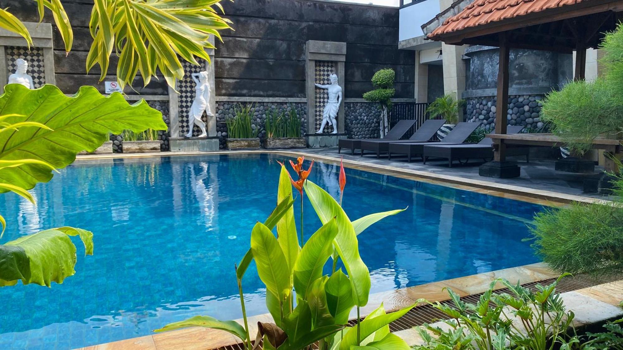 Sandat Hotel Legian Luaran gambar